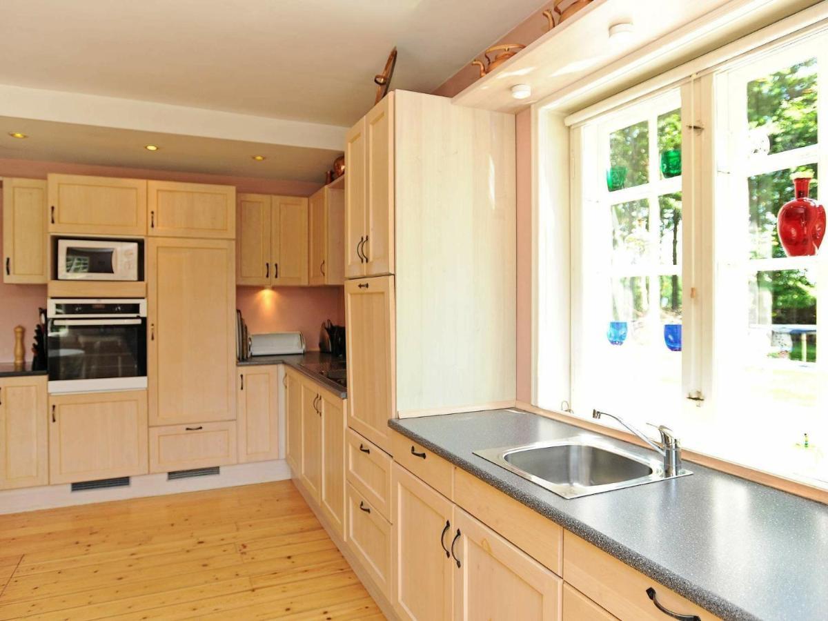 12 Person Holiday Home In Ullerslev Buitenkant foto